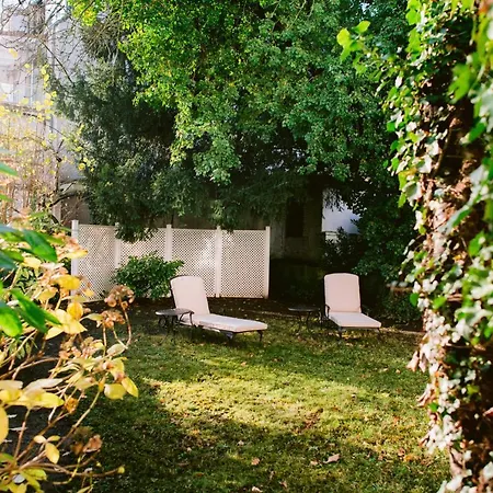 Boutique Hotel Villa Oberkassel-3