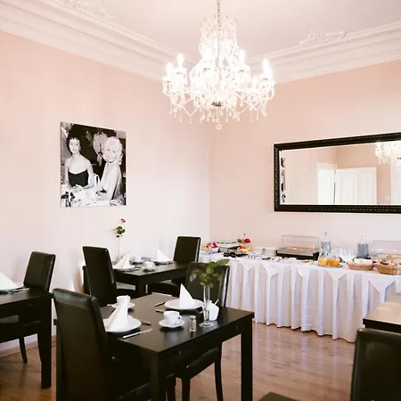 Boutique Hotel Villa Oberkassel-2